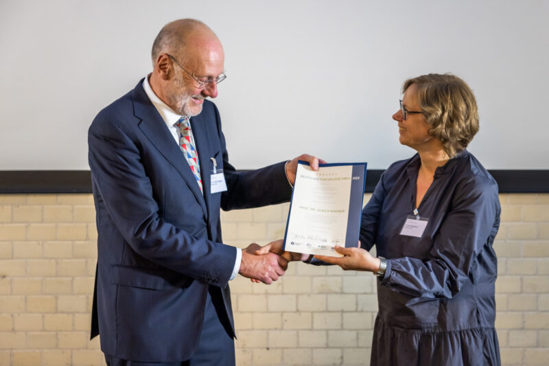 Verleihung Des Deutschen Psychologiepreises An Prof. Dr. Ulrich Wagner.